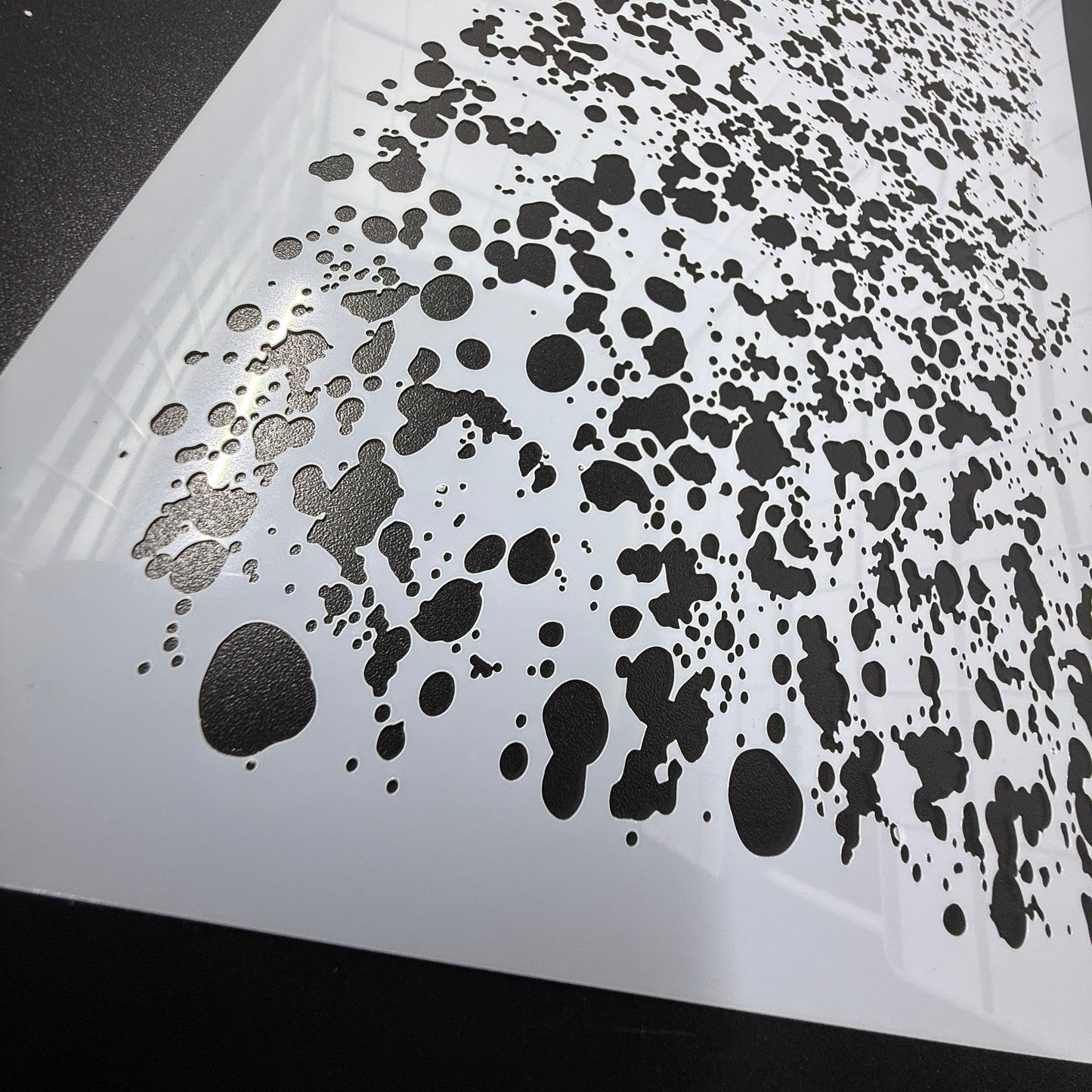 Graded Stone Stencil by De Gillett Cox (P-STO-002)